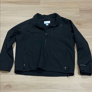 Columbia Men's Black Performance Jacket
